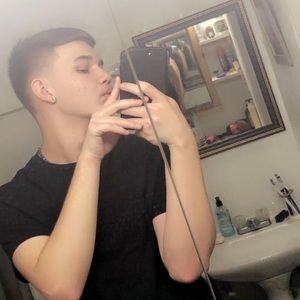 Meet your Posher, Conner